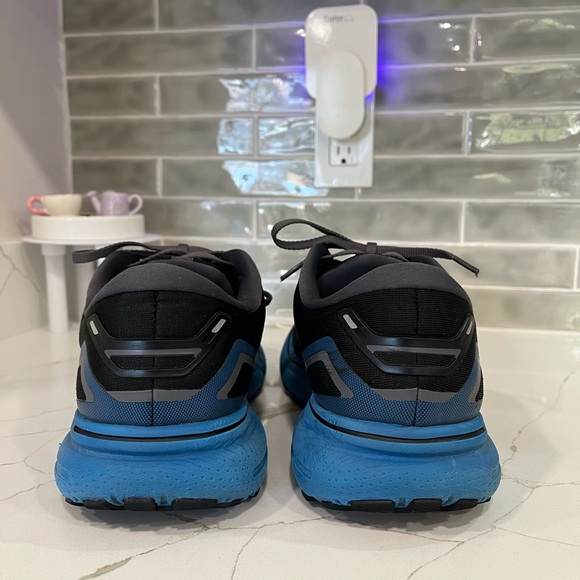 Brooks Ghost 15 Running Shoes. Men’s Size 11.5 Color Black - Picture 7 of 10